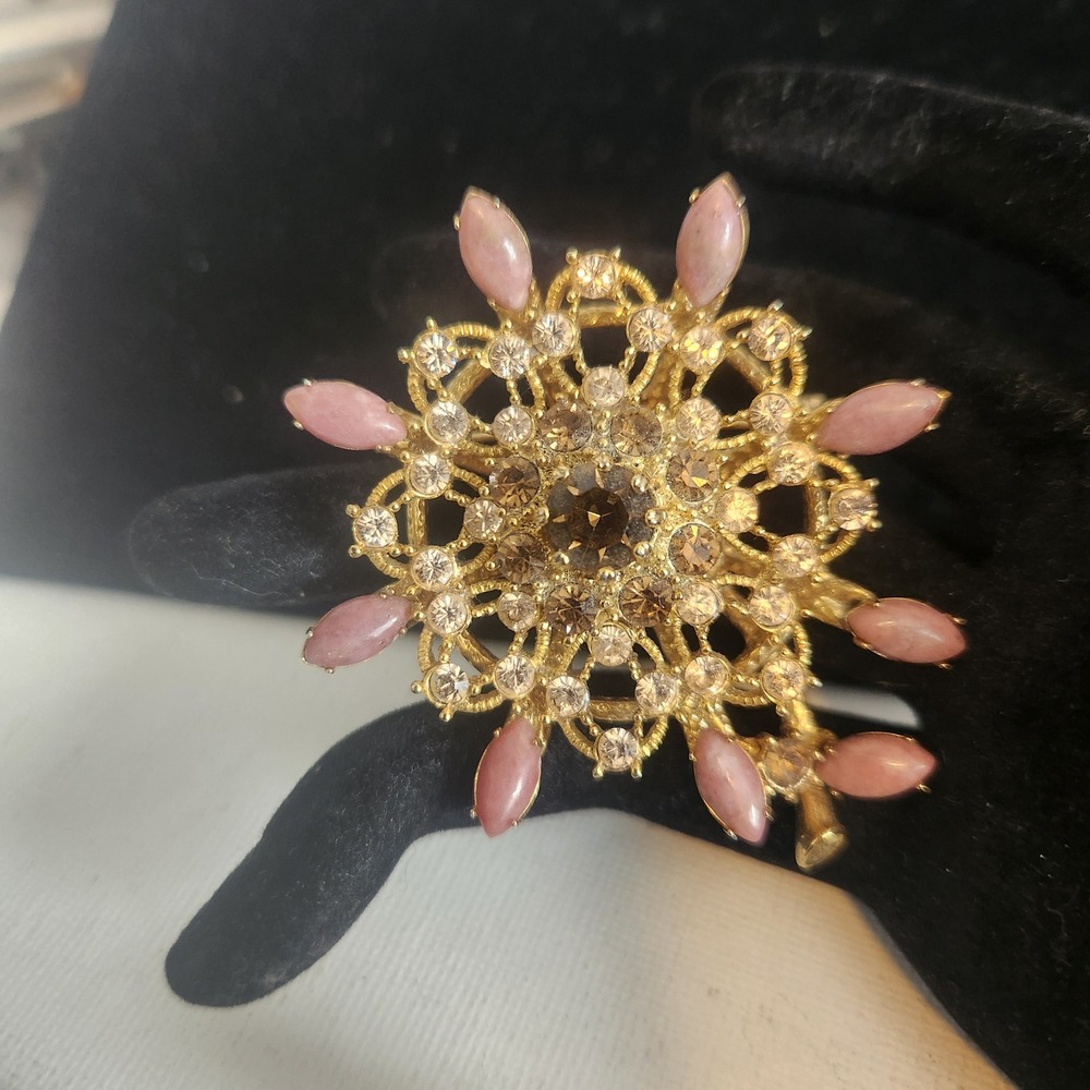 Vintage Gold Tone Sunburst Brooch Rhinestone‎ Pink Faux Opal Statement Pin